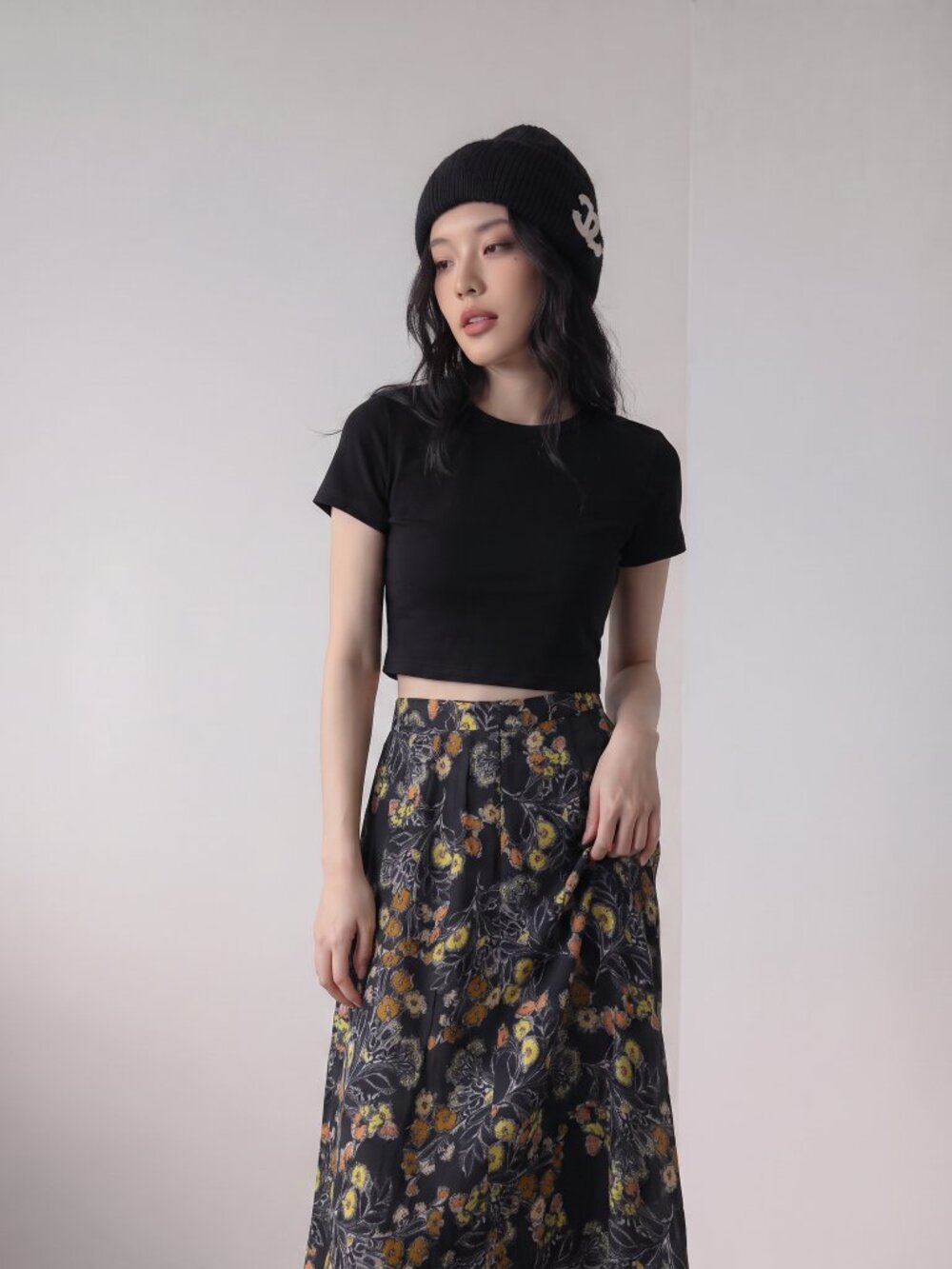 Velvet by Graham & Spencer Floral Wrap Skirt Sz M
